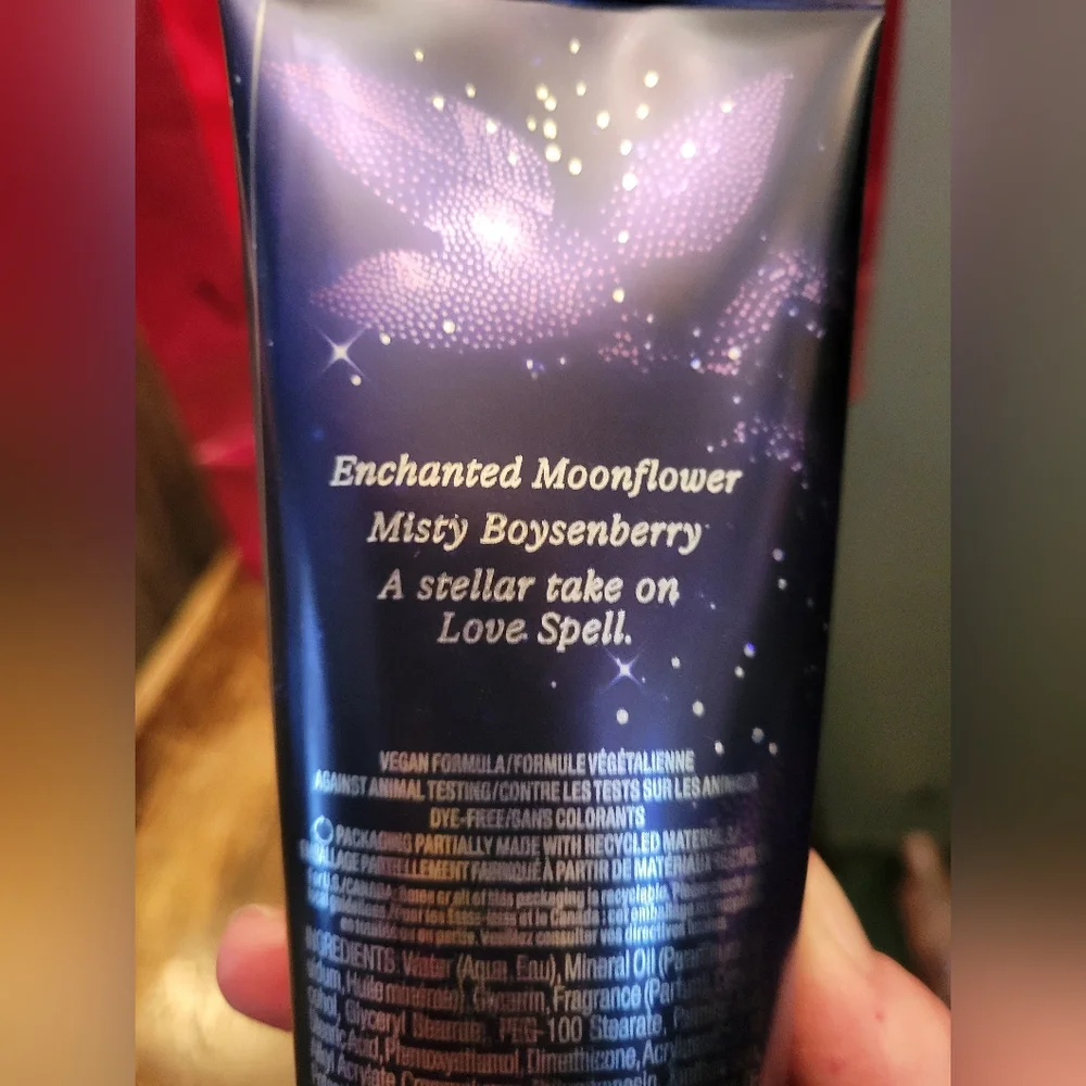 Victoria’s love spell starlit fragrance body lotio